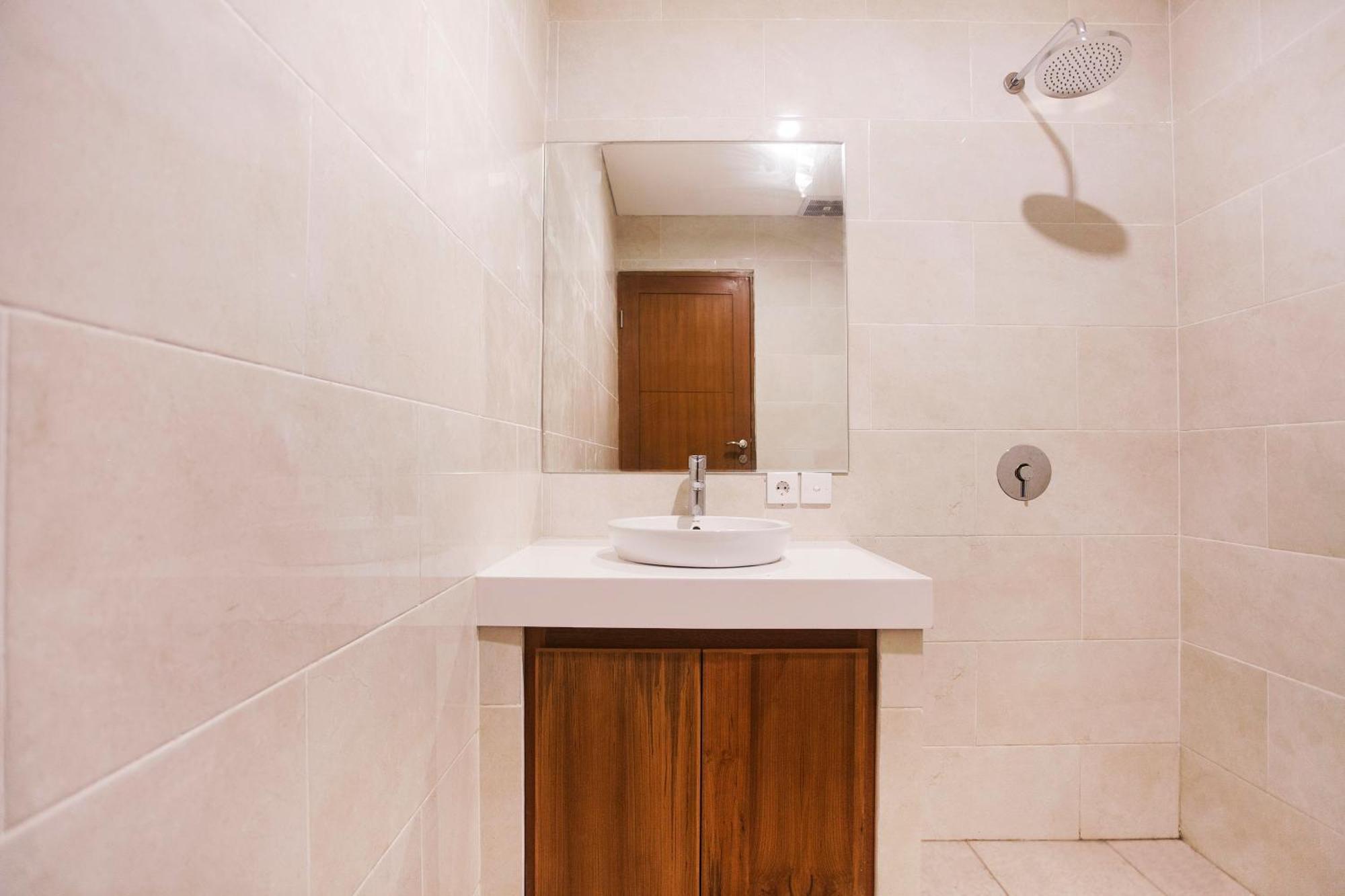 Sahadewa Suites Residence Kerobokan Habitación foto